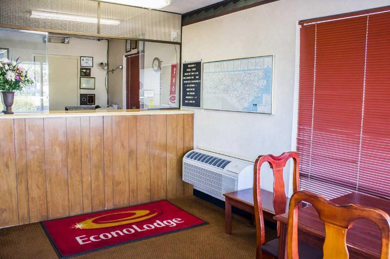 Econo Lodge Selma Exterior photo